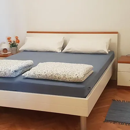 Casa Croatia Apartment Punat